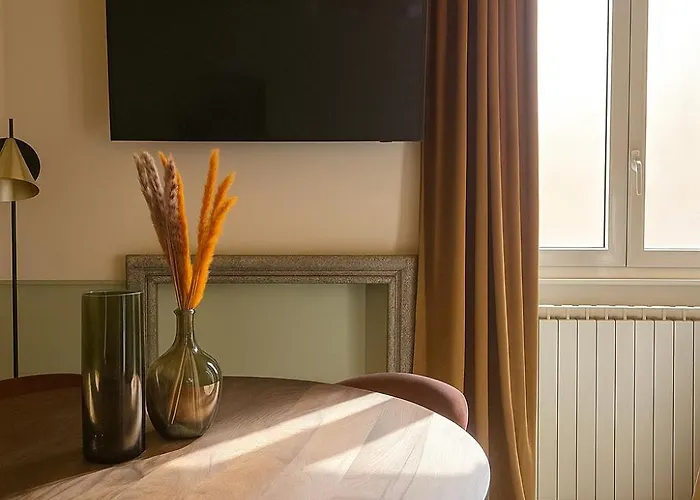 Serendipity Apartments - Colonne